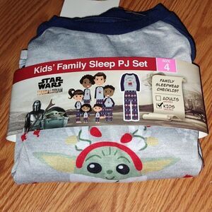 Baby Yoda Christmas flannel pajama set Pj set Sz 4  NWT